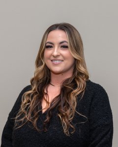 Nicole - Surgical Assistant Dental Anesthesia Assistant